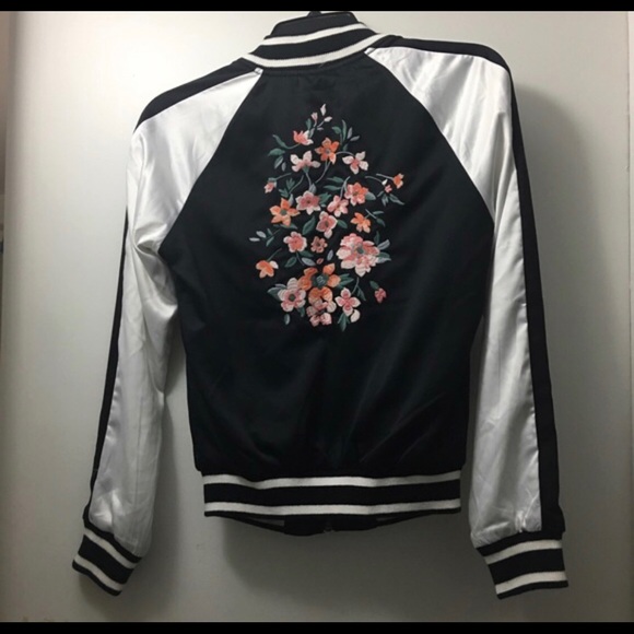 Reversible satin bomber jacket - Picture 3 of 4